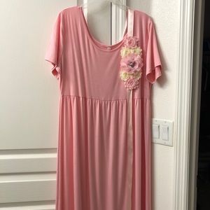 Pink maternity dress with floral belt